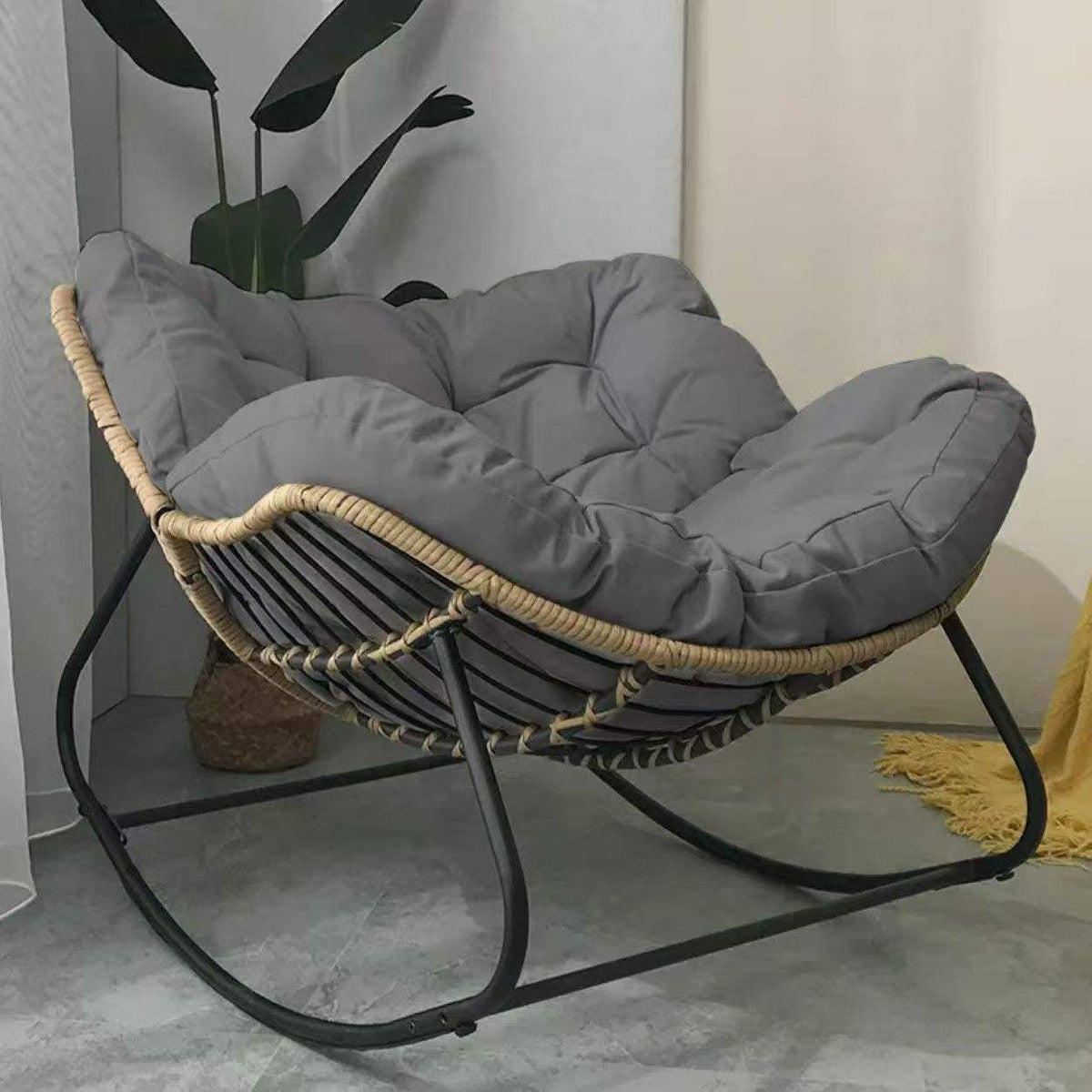 Indoor Woven Rocking Chair, Lazy Lounge Chair for Bedroom and Living Room Waverit